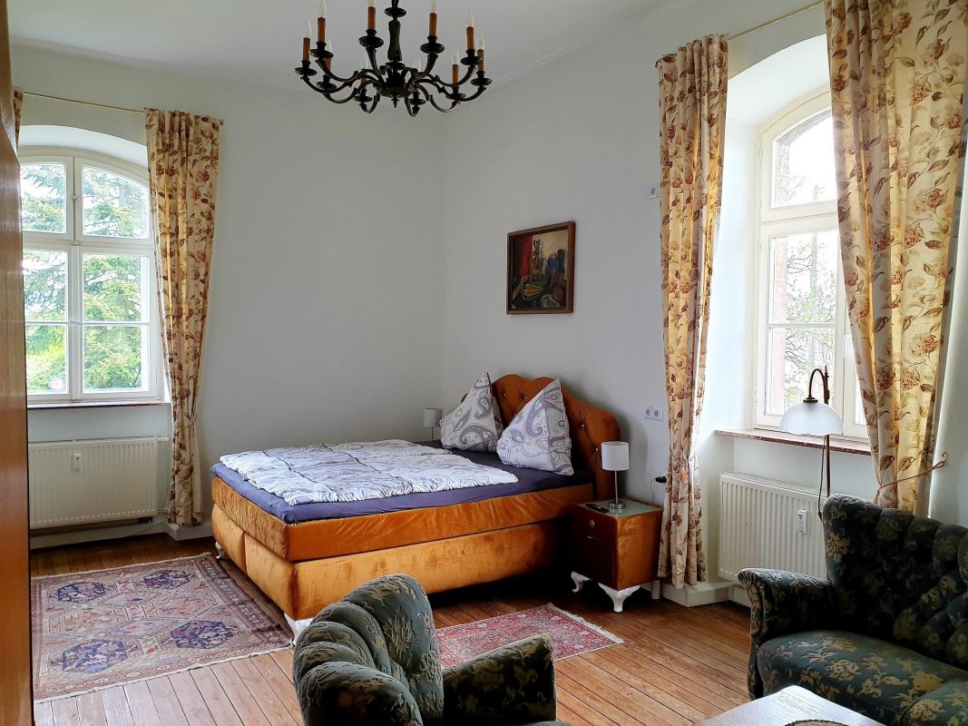 Schlafzimmer 1 der Ferienwohnung Hesse von Hilbringen