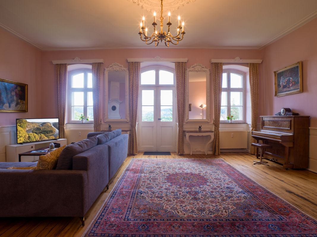 Wohnzimmer Ansicht 3 der Ferienwohnung Hesse von Hilbringen